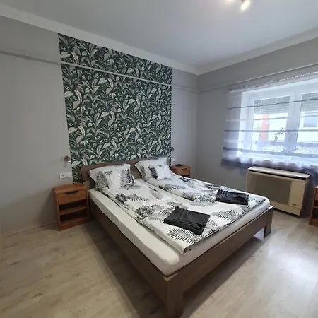 Etus Vendeghaz Holiday home *